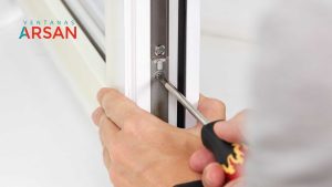 Mantenimiento de ventanas de cara al invierno: Claves para mantener tu hogar cálido y protegido